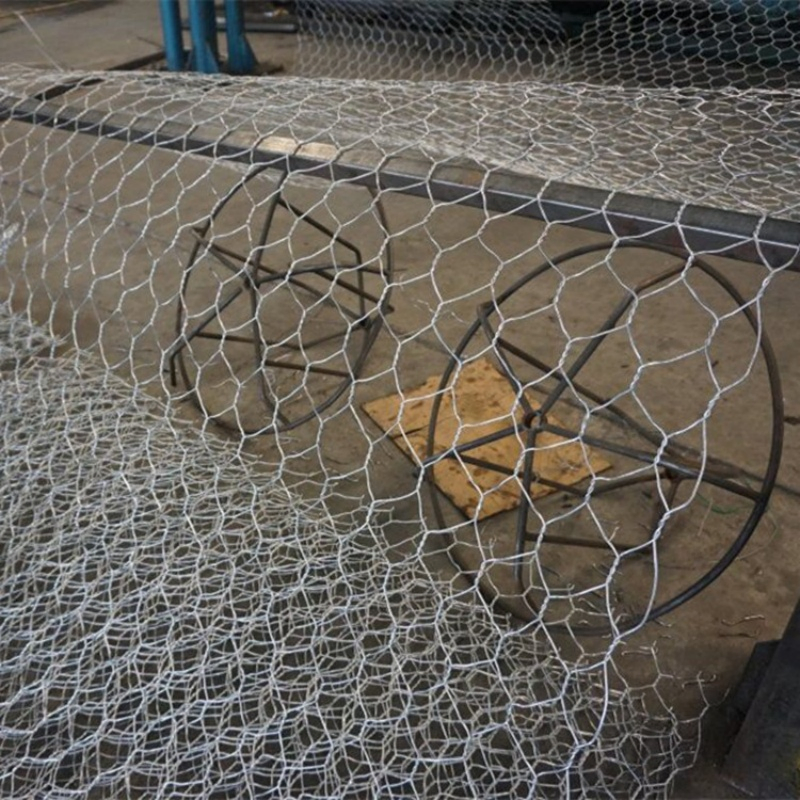 Heavy Duty Galvanized and PVC Coated Gabion Mesh 2 in X 3 in Hexagonal Double Twist Wire 2.0 mm for River Bank Slope Retaining Wall Erosion Control