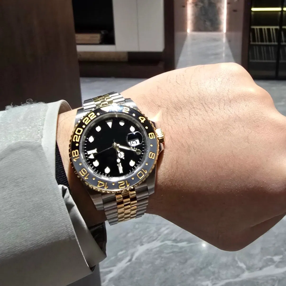 2026 Factory Fashion Designer Sport Watch Replica Wholesale Watches 40mm Luminous100m Water Resistance Men's Gift Watch