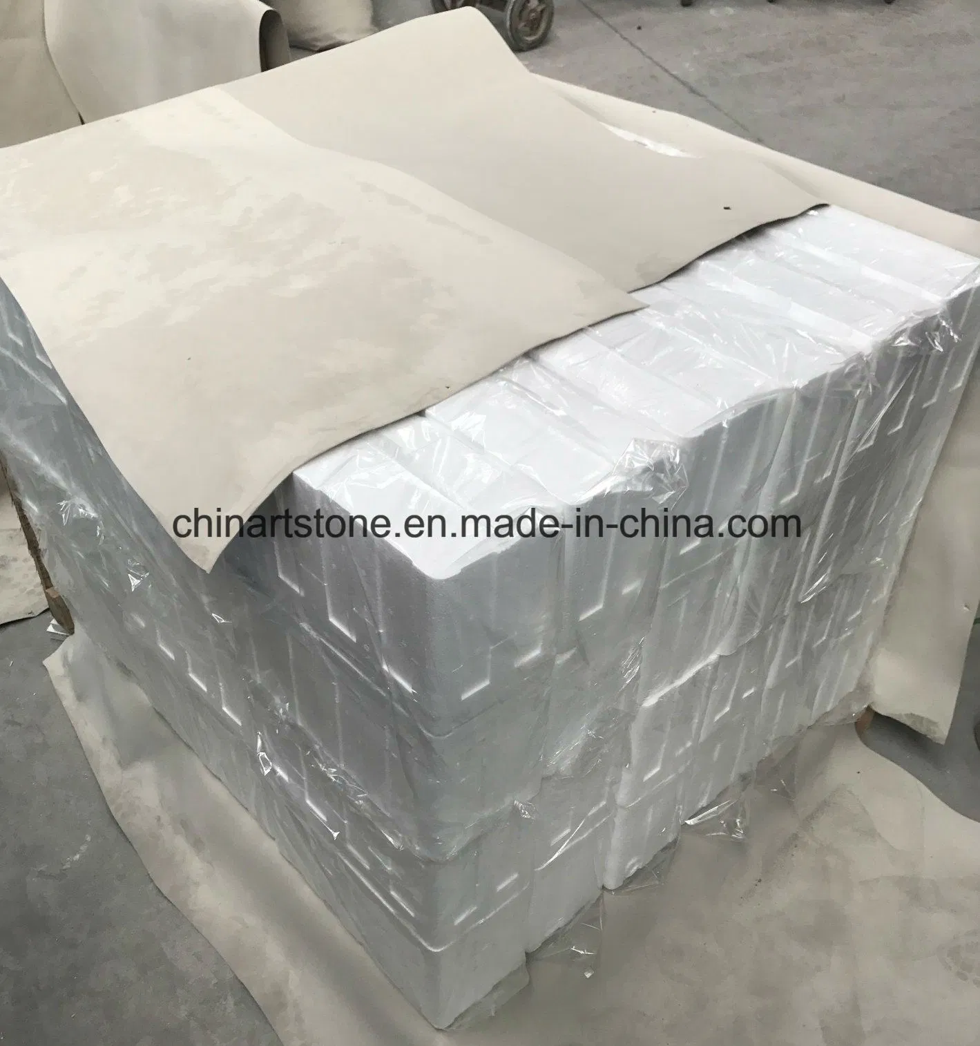 China Cheap Granite 10mm Thickness Polished Tiles for Supermarket Wholesale