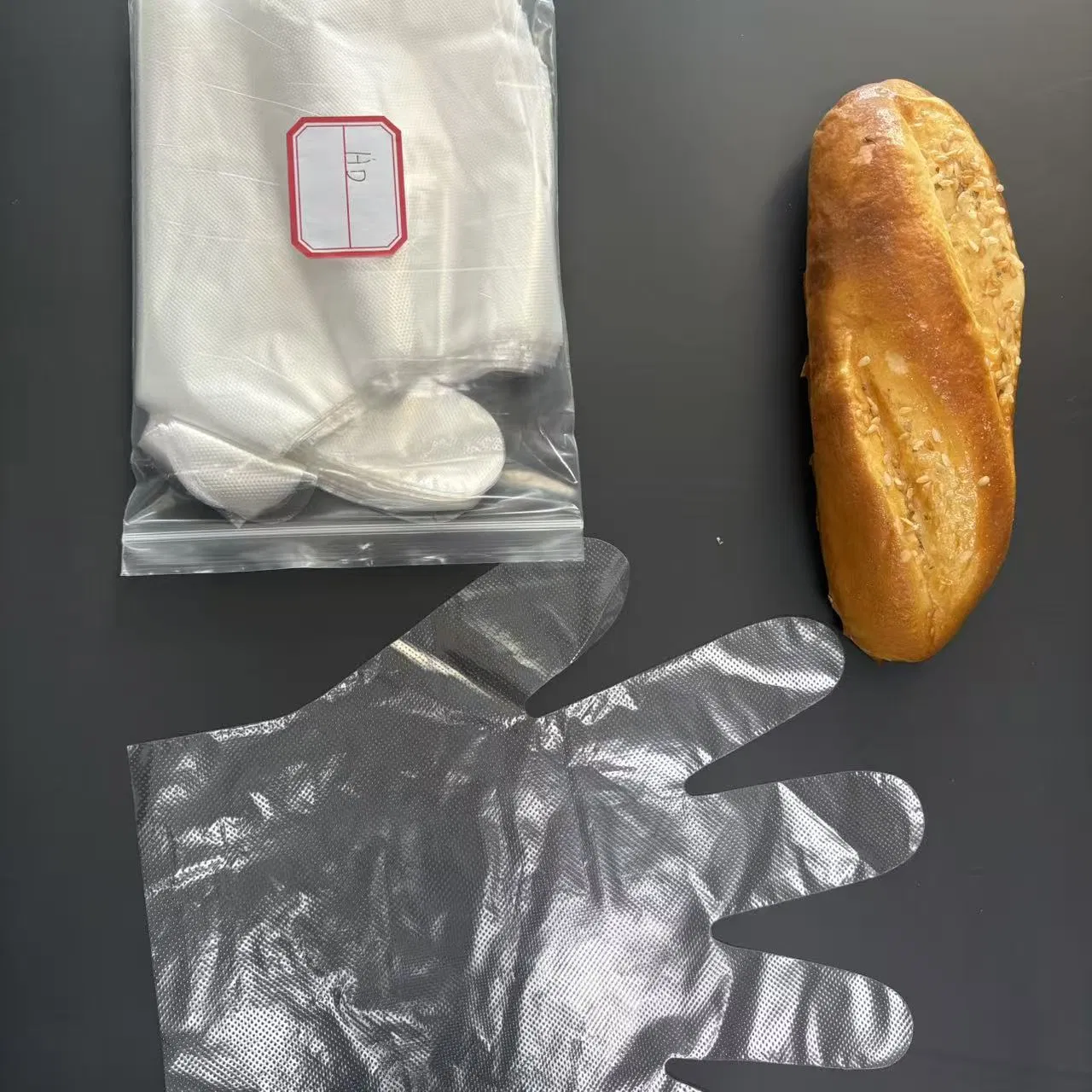 Boxed Dust-Free Disposable PE Gloves (Hole for Hanging, Wholesale)