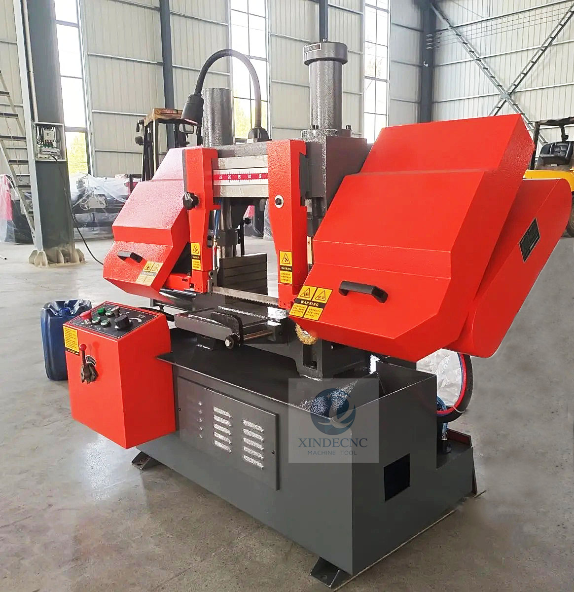 Ленточная пила по металлу полуавтоматическая гидравлическая GB4230