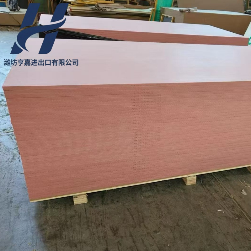 18mm Red Flame Retardant Fire-Retardant MDF Board for Furniture