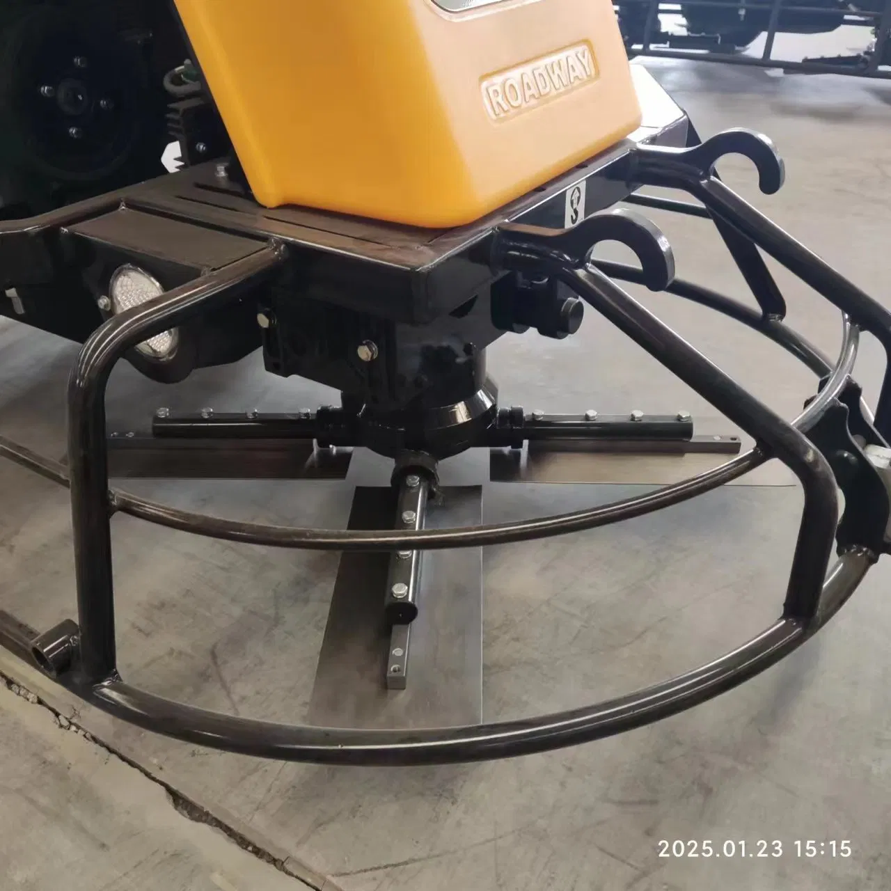 Commercial Grade Hydraulic Float Trowel for Smooth Finishing