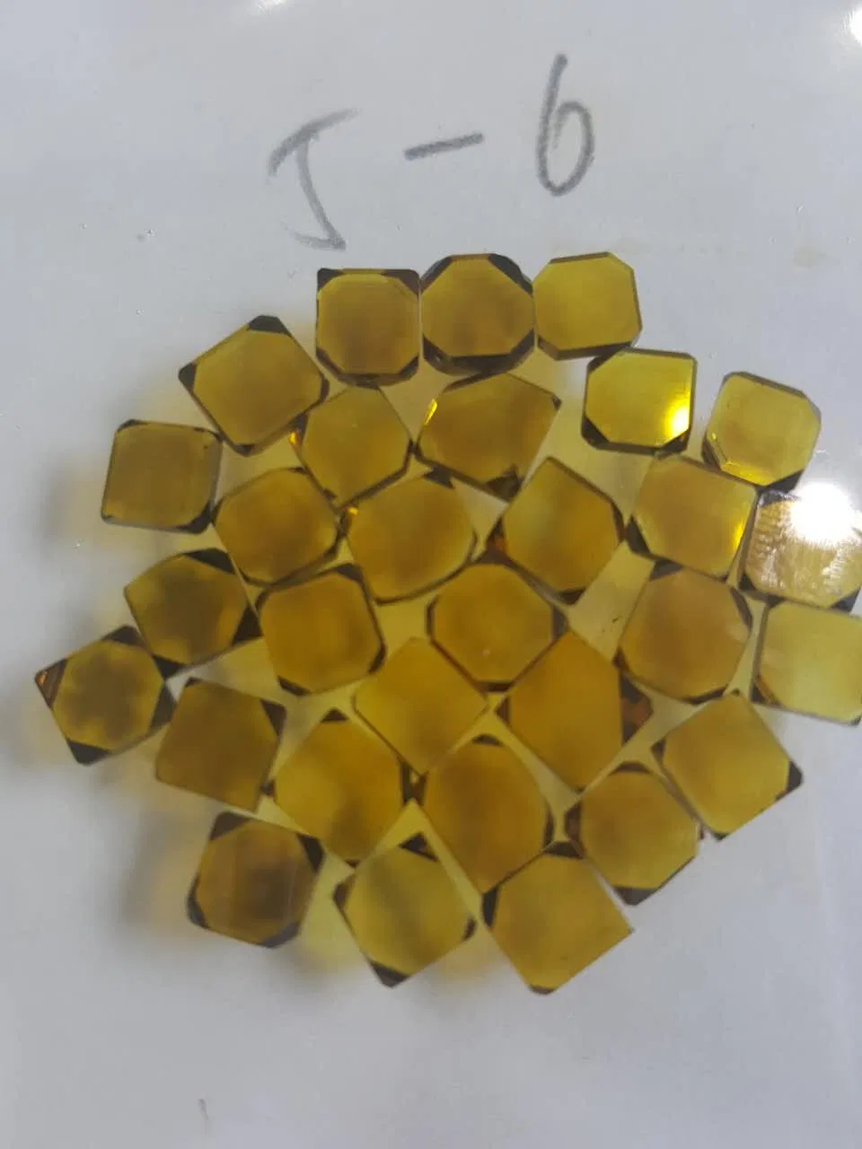 Монохромный алмаз HPHT желтый для режущего инструмента