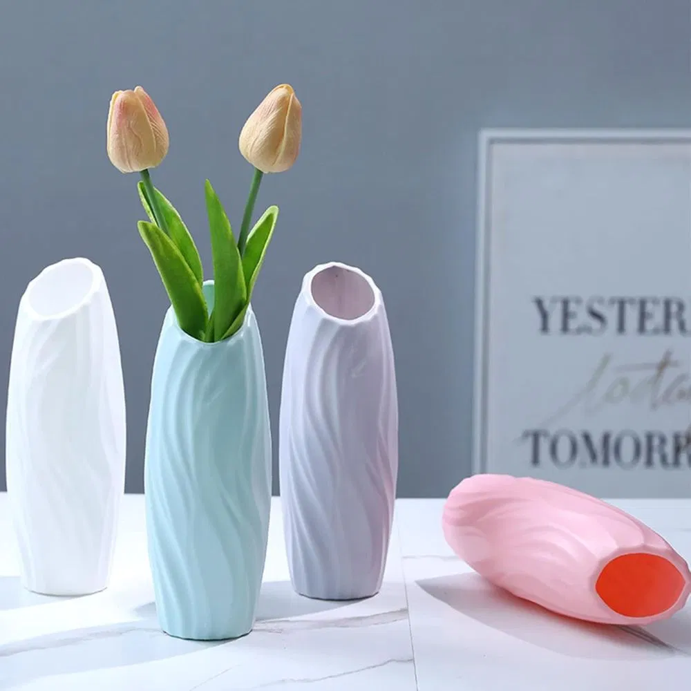Ceramic Vase Twisted Lines Minimalist Shape Flower Holder Wbb11975