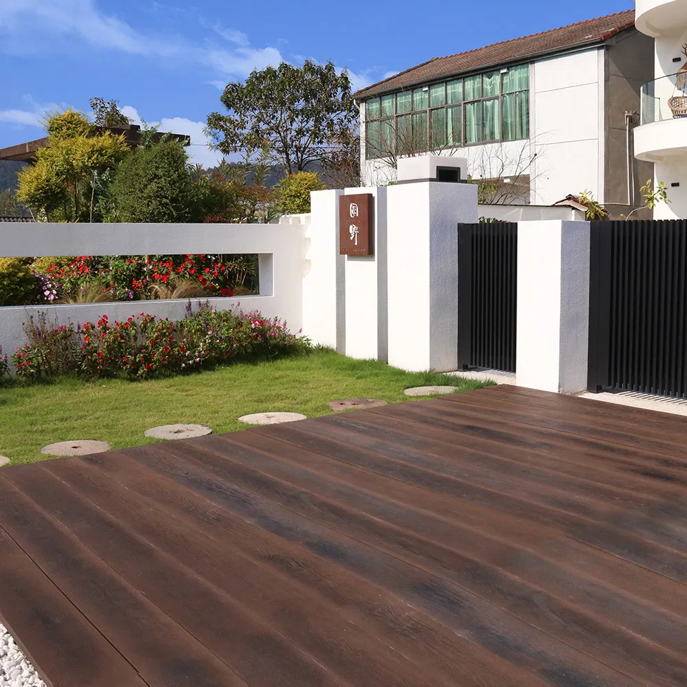 E0 Bammax Pallets 200X25mm Outdoor Composite Deck Polyurethane PU Decking