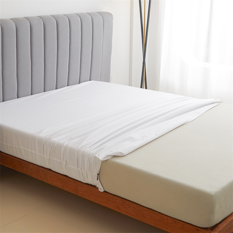 Simple and Comfortable Soft Mattress Waterproof Protector Pad