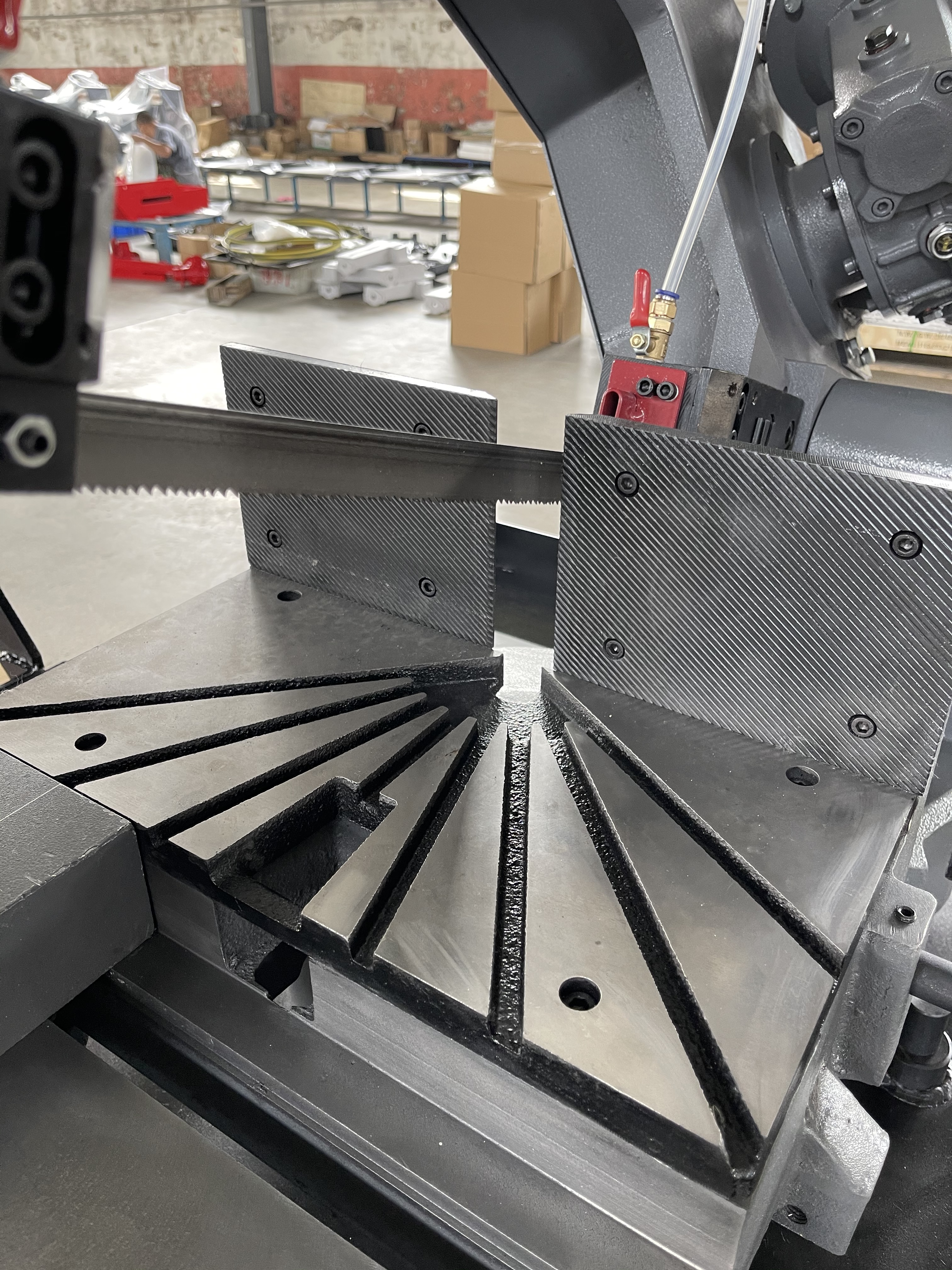 Ленточная пила по металлу 279 мм (11 дюймов) G5027