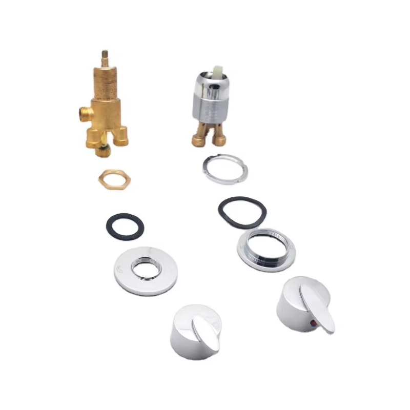 Смеситель для ванны 2в1 с переключателем душ/излив