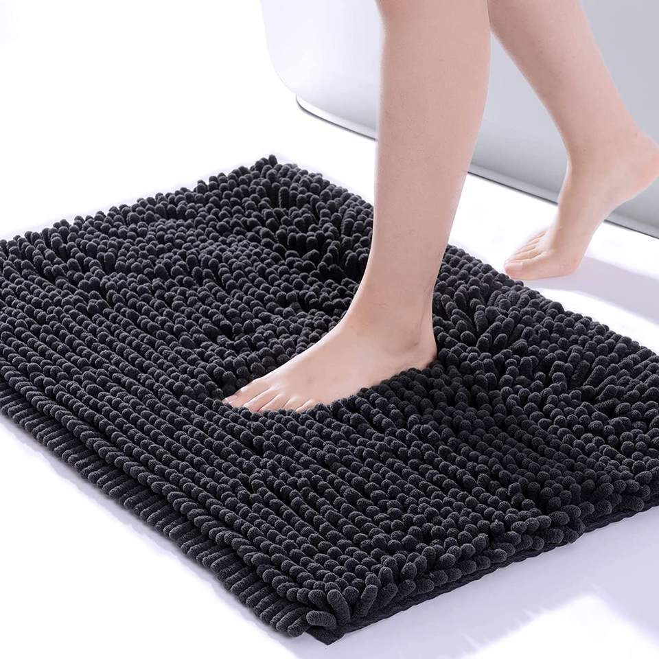Custom Logo Soft Wholesale Washable Water Absorbent Anti Slip Chenille Bath Mat