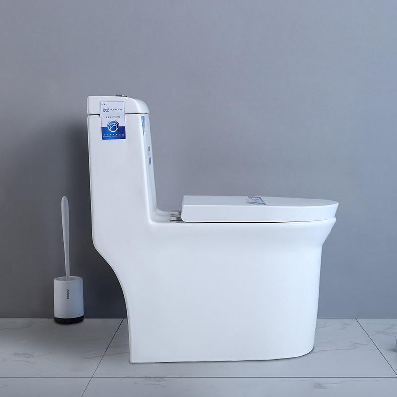 Factory Price Luxury Bathroom Products Sanitary Ware Bathroom Close Coupled Ceramic Tornado One Piece Wc Toilet