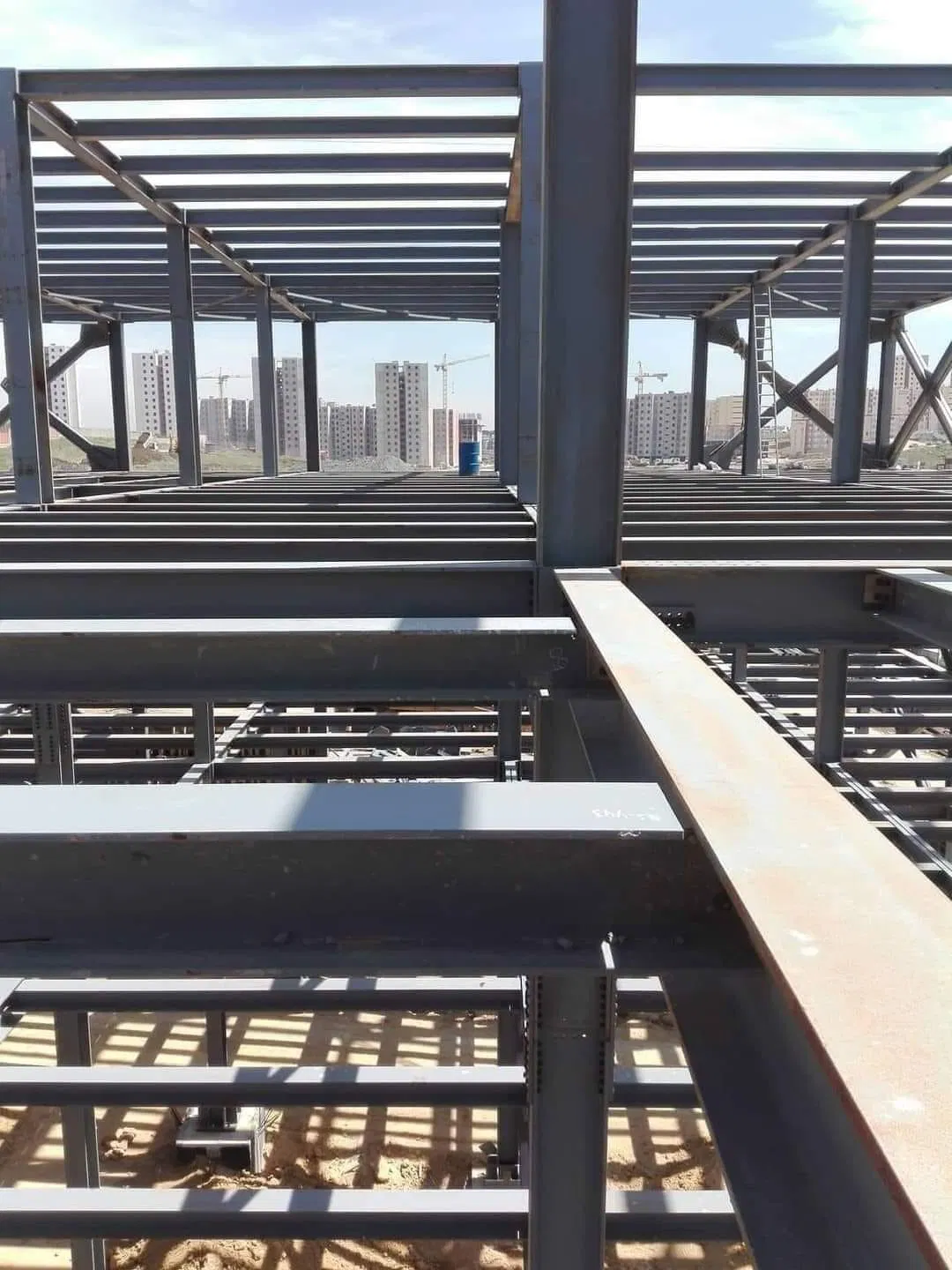 Multi-Story Prefabricated Steel Structure Building