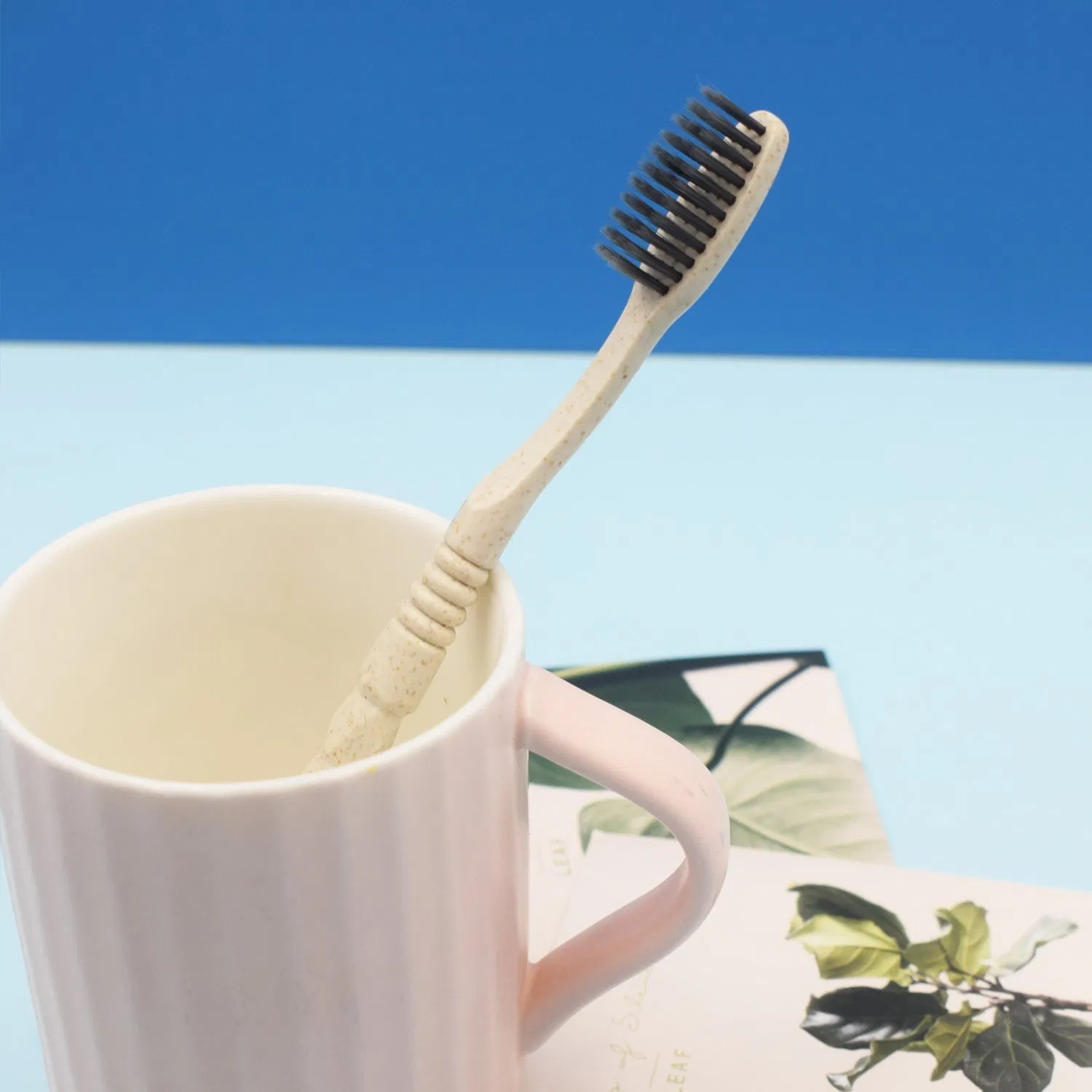 Best Selling Soft Charcoal Bristle Wheat Straw Hotel Toothbrush