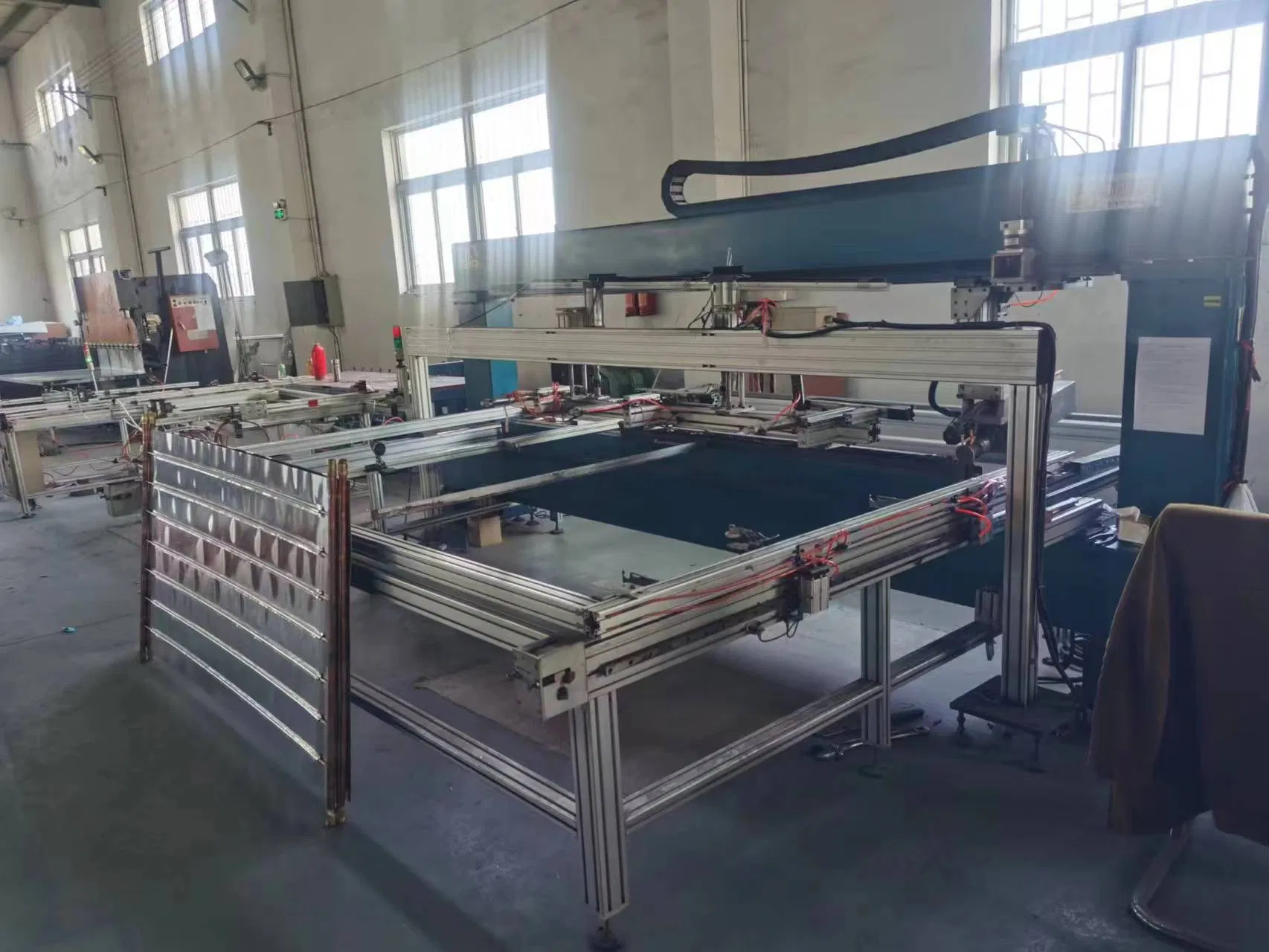 Split Flat-Plate Solar Water Heater