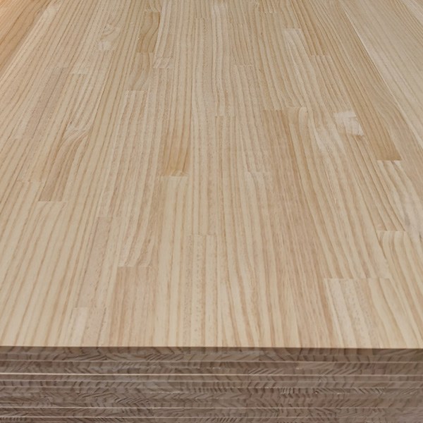 Factory Hot Selling Pine Solid Wood Finger Jointed Planks for Tables and Chairs