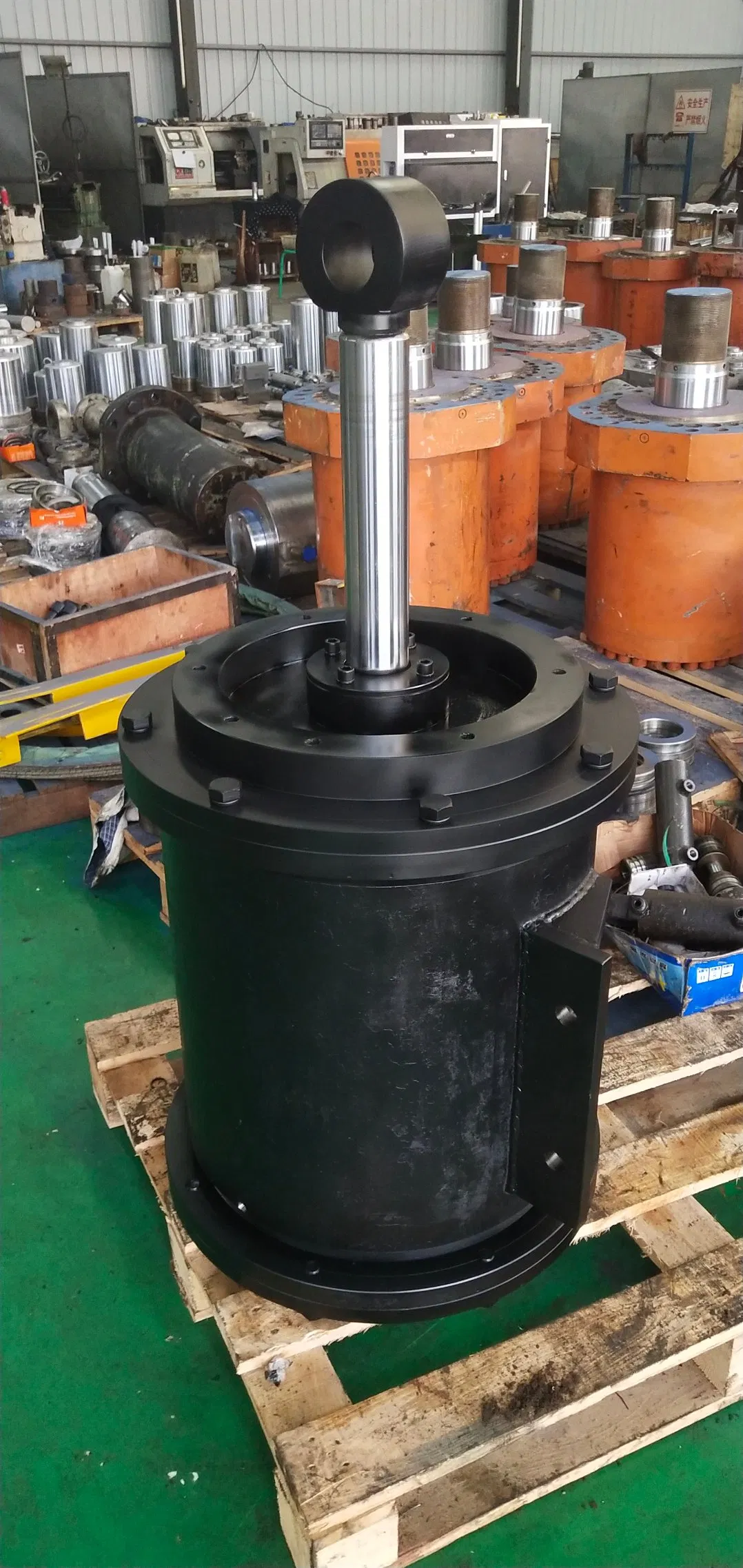 Пневмоцилиндр для коксовоза 450/70-320