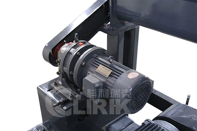 Машина для нанесения покрытия на порошки CLG