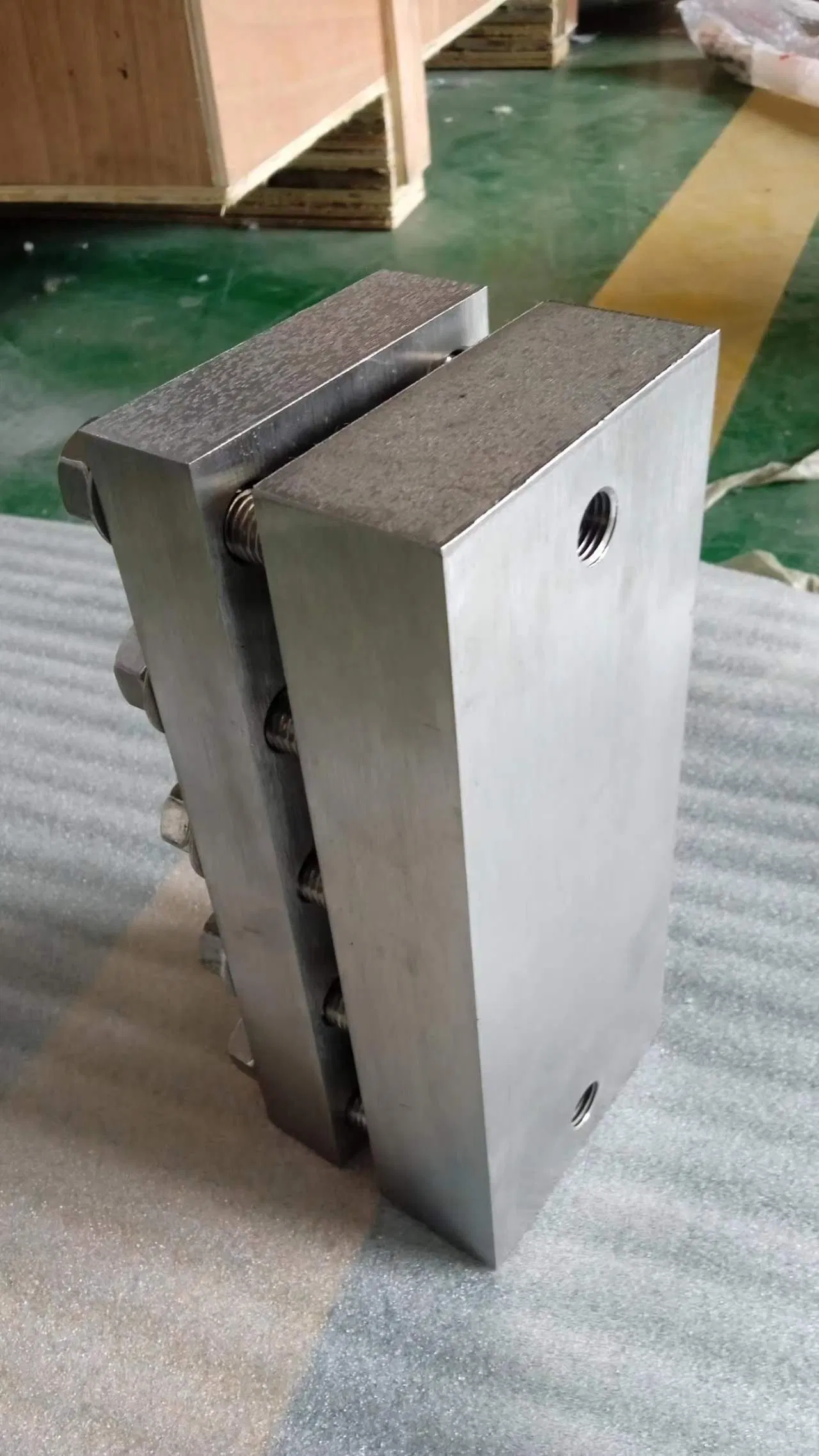 Circular (Flange, Weld In, etc.) Sight Window Circular Sight Window Valve