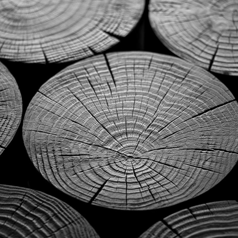 Журнальный столик и прикроватная тумба деревянные черные