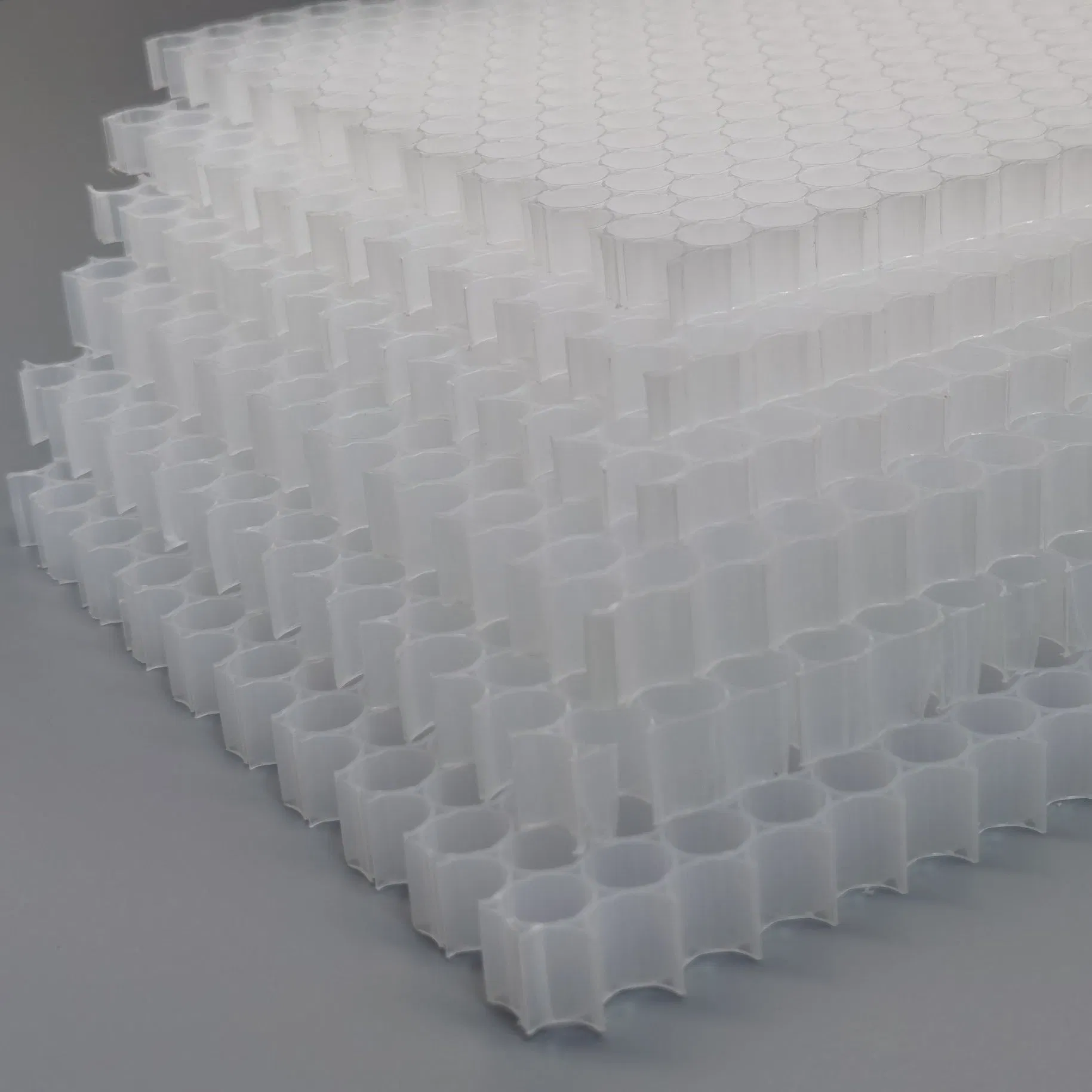 12mm Pore Size PP Honeycomb Core Material for Activated Carbon Air Filter