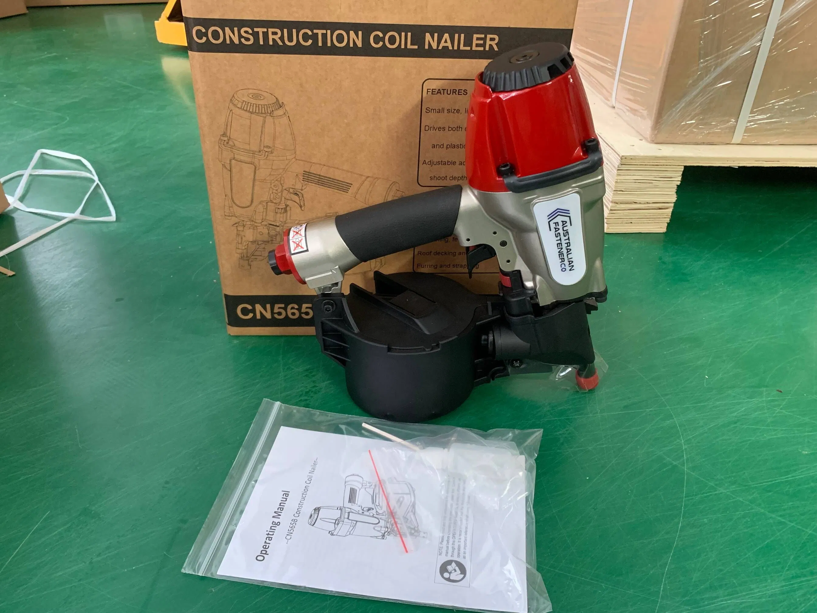 Пневматический гвоздезабивной пистолет CN565B для пластиковых кассет