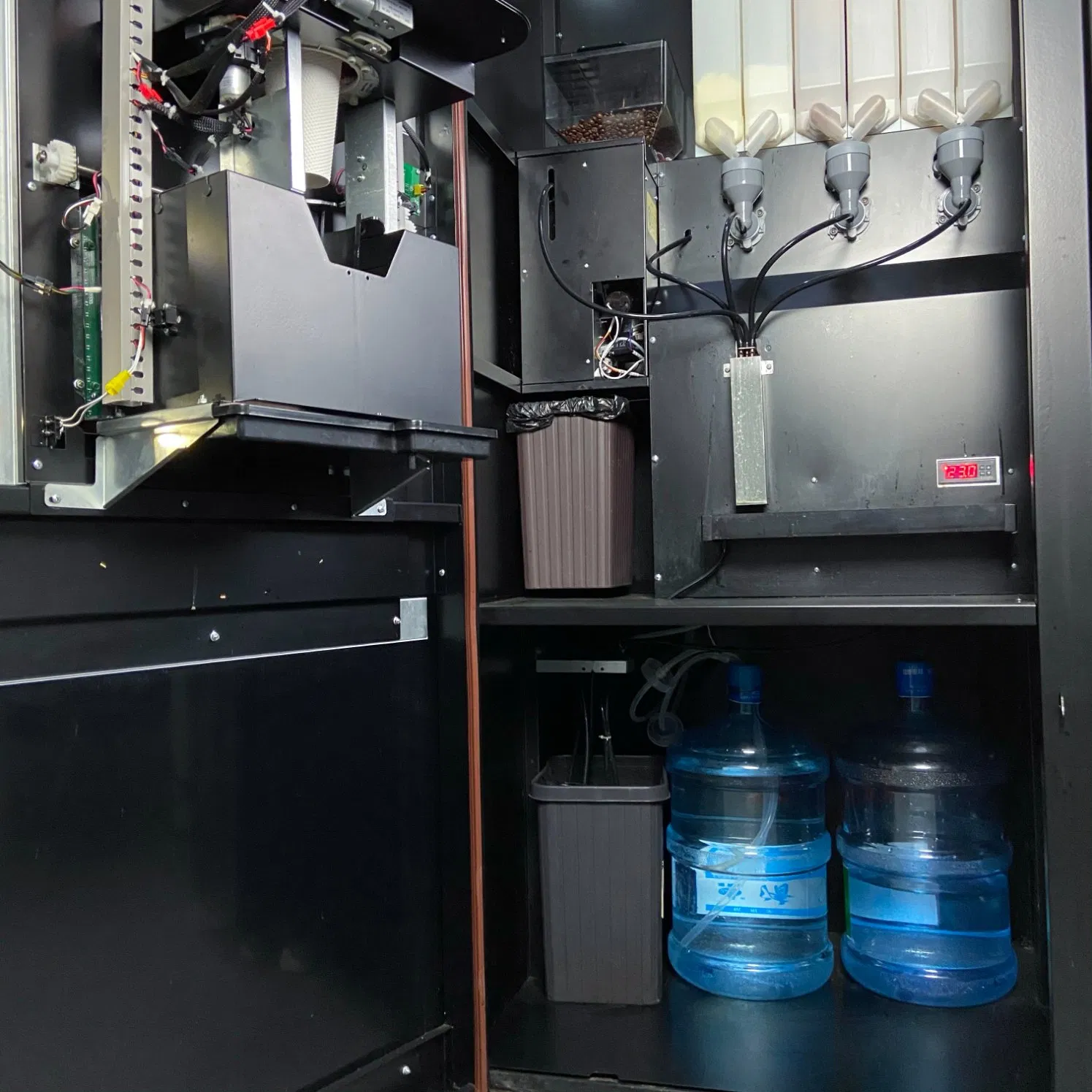 Smart IoT 2 Beans Payment – Free Standing Vending Coffee Machine