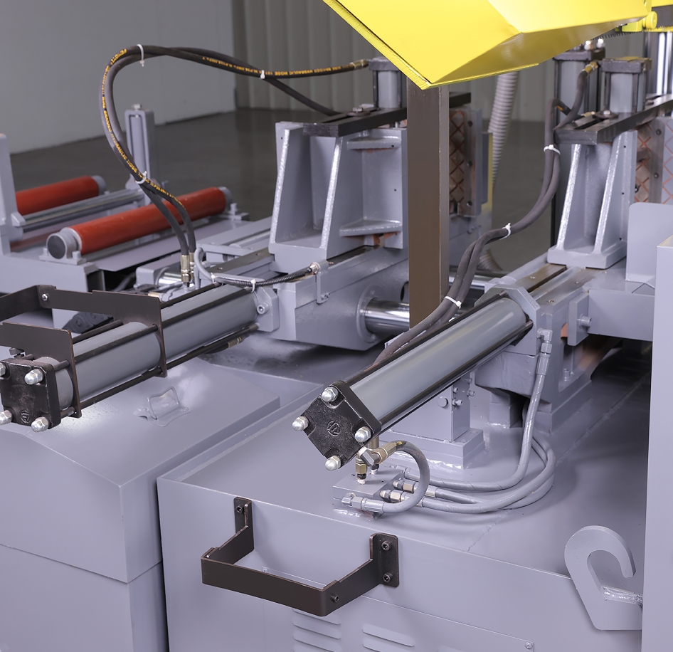 Ленточная пила по дереву вертикальная портативная с твердосплавным полотном