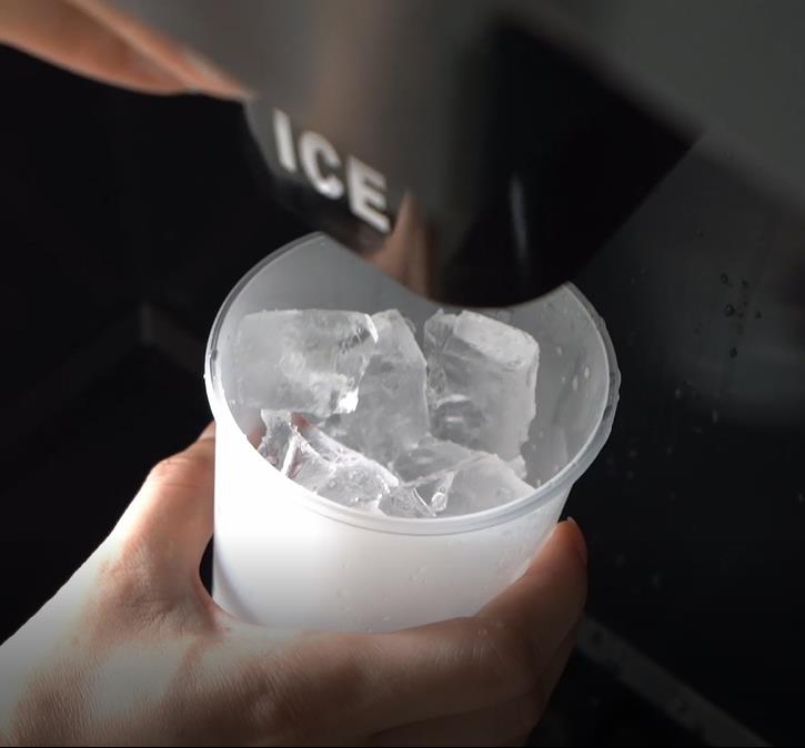 Wholesale New Quick Ice Machine Ice Dispenser with Storage