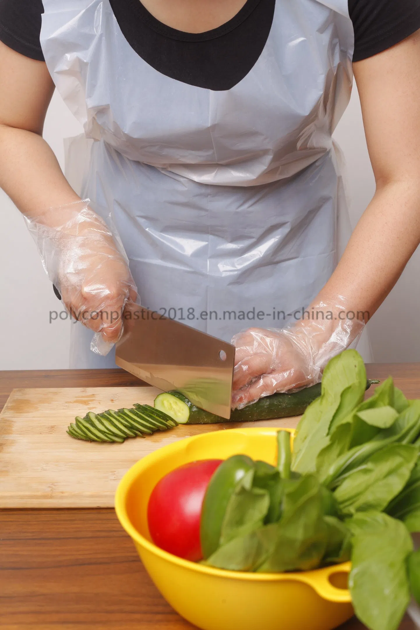 Disposable Aprons Pack of 10 Disposable Polypropylene Polyethylene Aprons Universal Aprons for Men and Women. Waterproof Chef Apron.