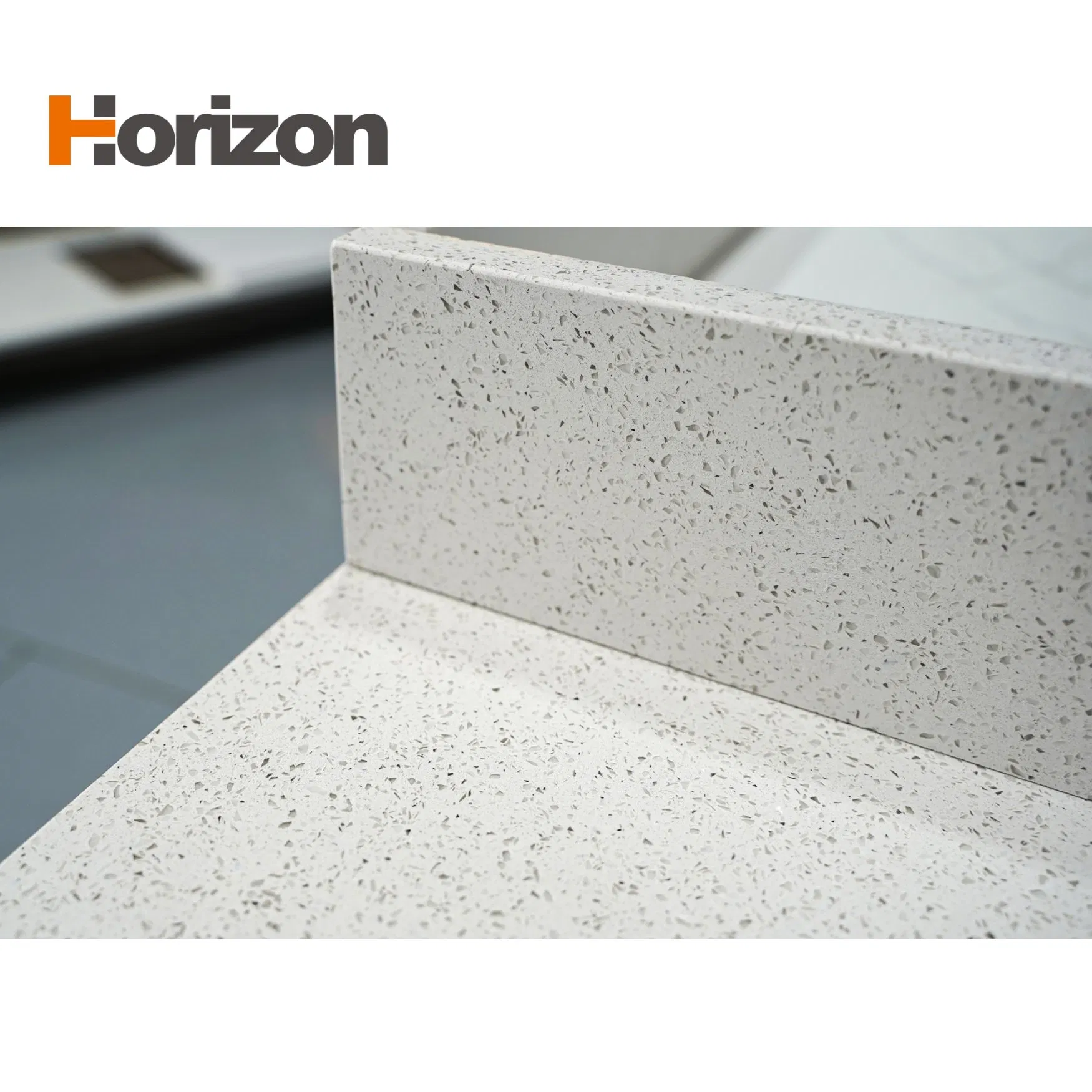 High-End Calacatta Stone Slab, Optimized for Color Retention in Kitchen and Bath.
