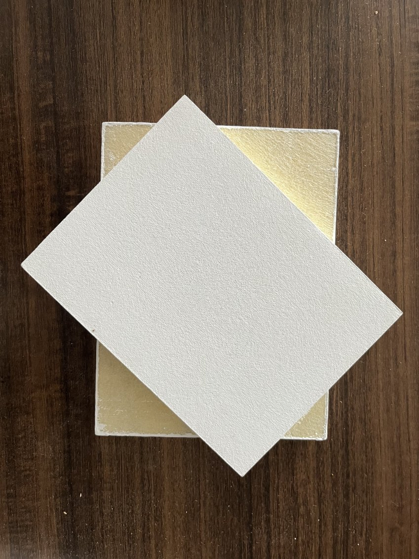 Acoustic Glass Wool Ceiling Tiles Square Edges No Collapse Moisture-Proof and Mildew-Proof