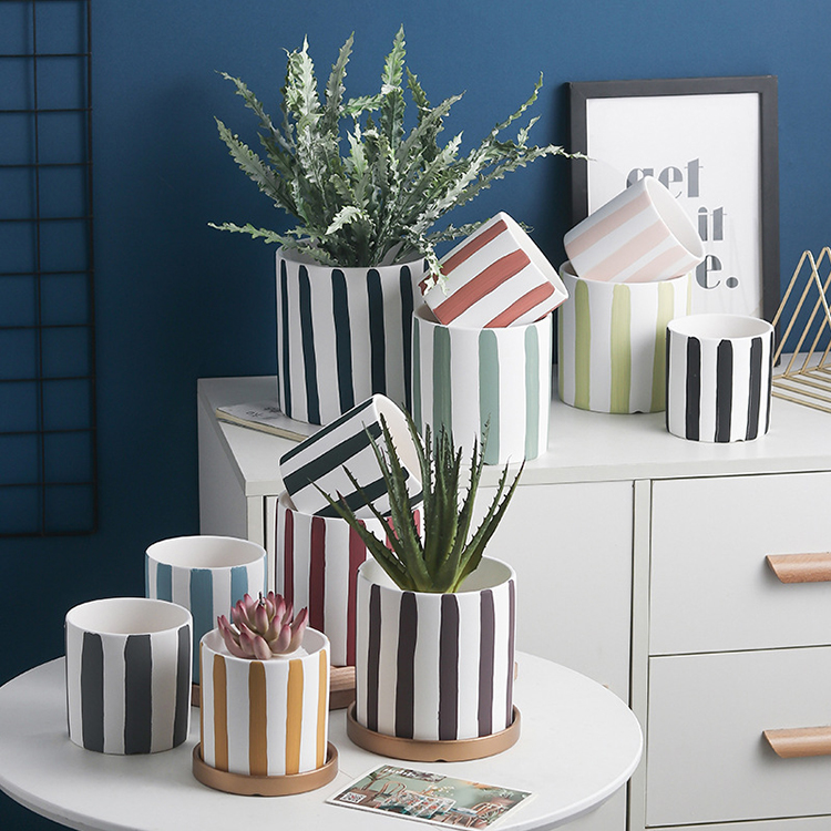 Горшок керамический мини полосатый для суккулентов