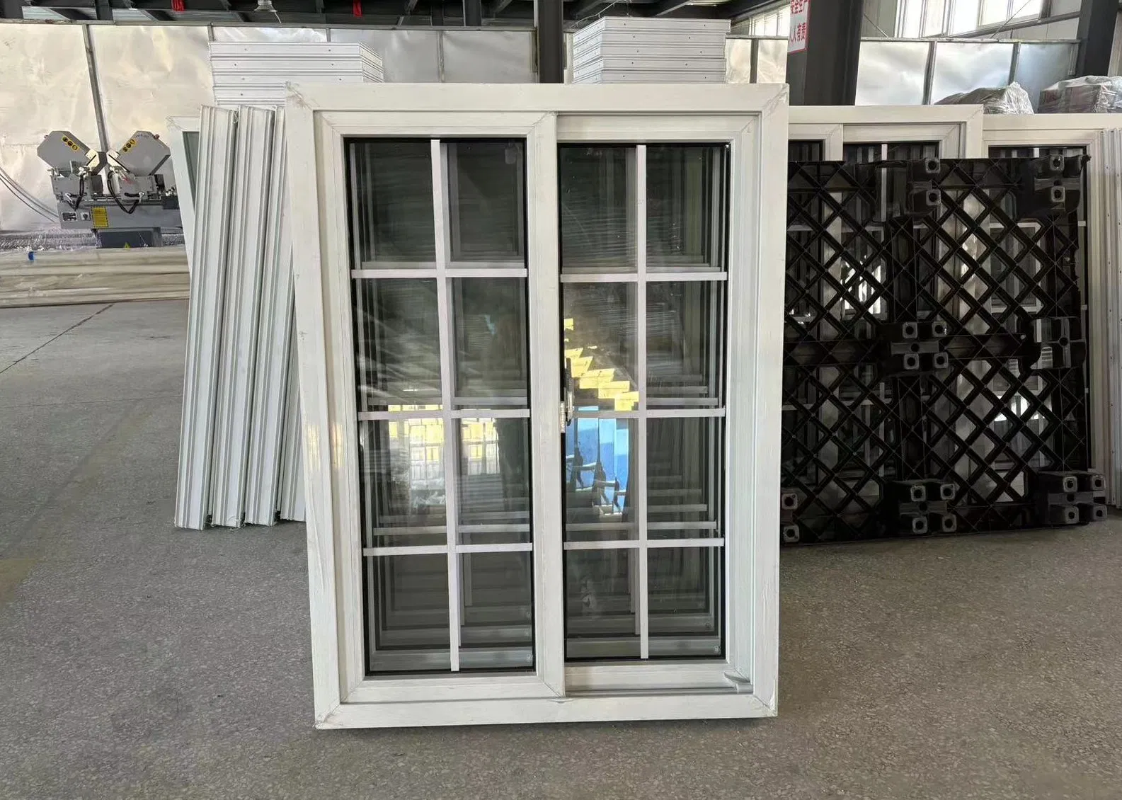 White Color UPVC PVC Soundproof Horizontal Sliding Plastic Window with Screen