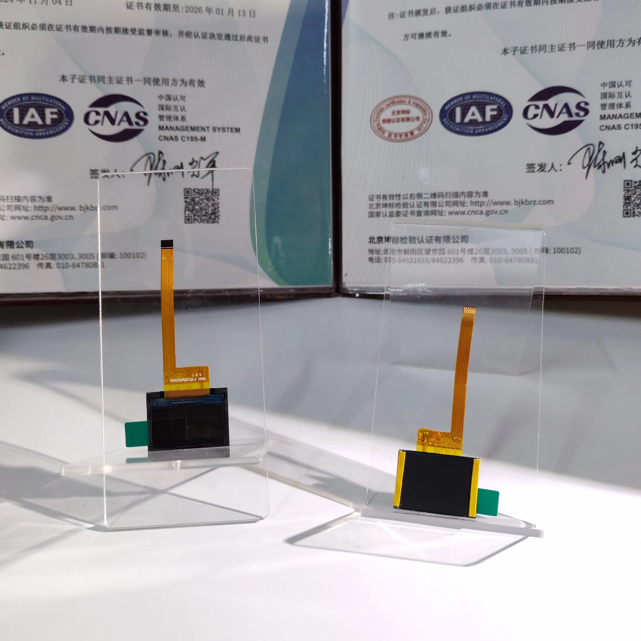 0.96 Inch 128X64 RGB High-Resolution Spi Interface Industrial Panel TFT LCD Display