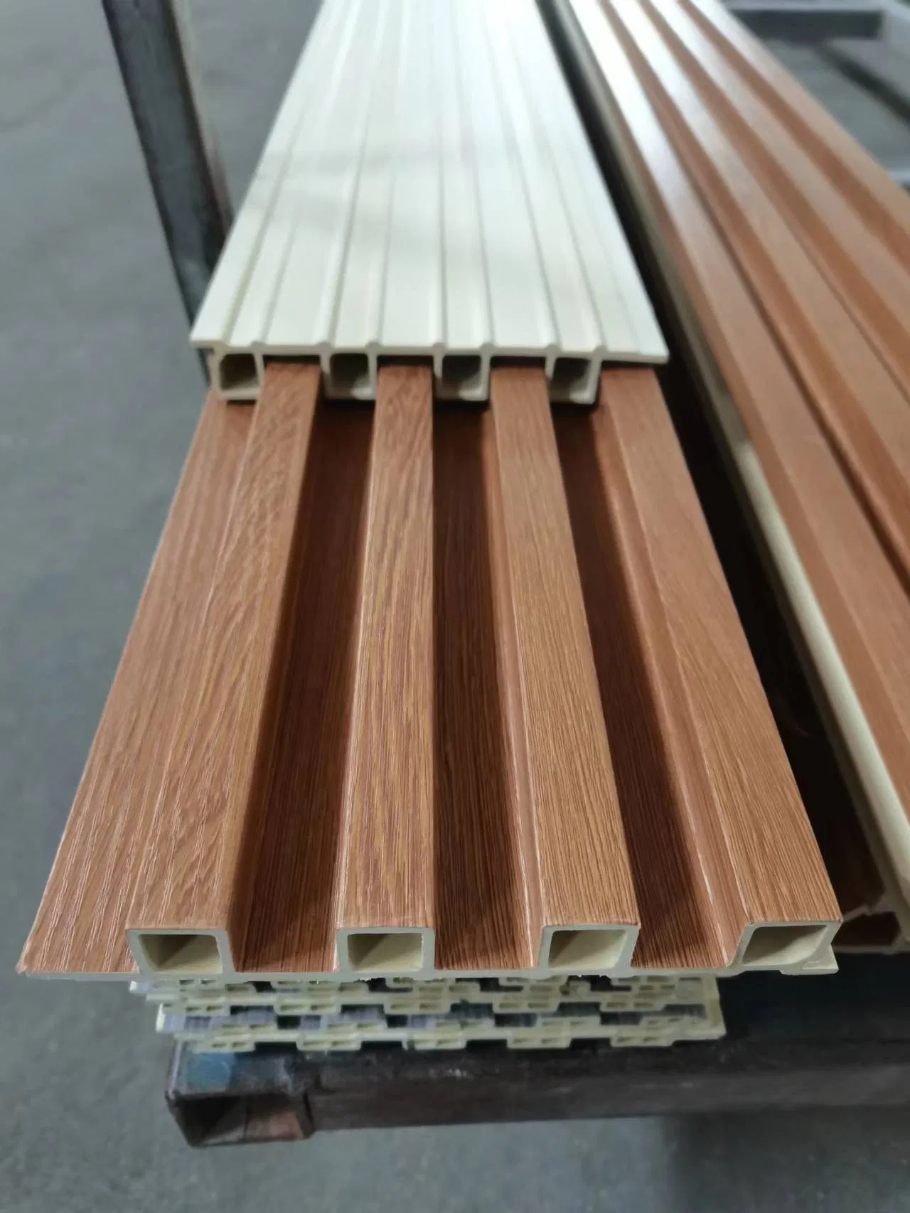 Plastic Composite Waterproof WPC Wall Panel for Interior Wall Decoration