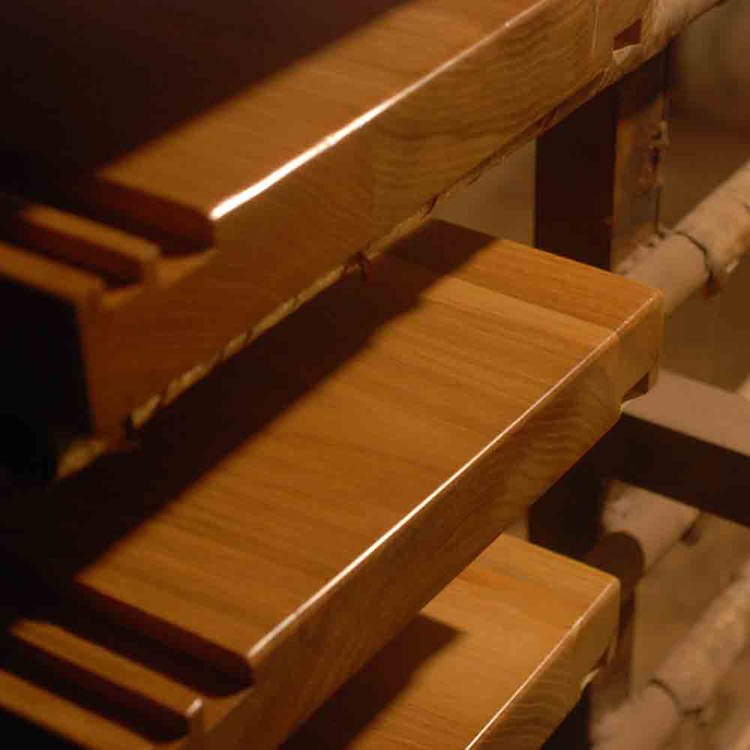 Luxury Walnut Timber Hardwood American Oak Stair Treads Beech Staircase Steps