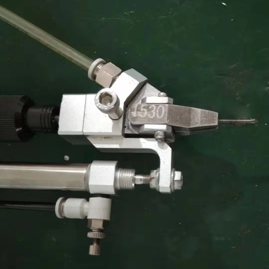 Портативный автоматический шуруповерт пневматического типа