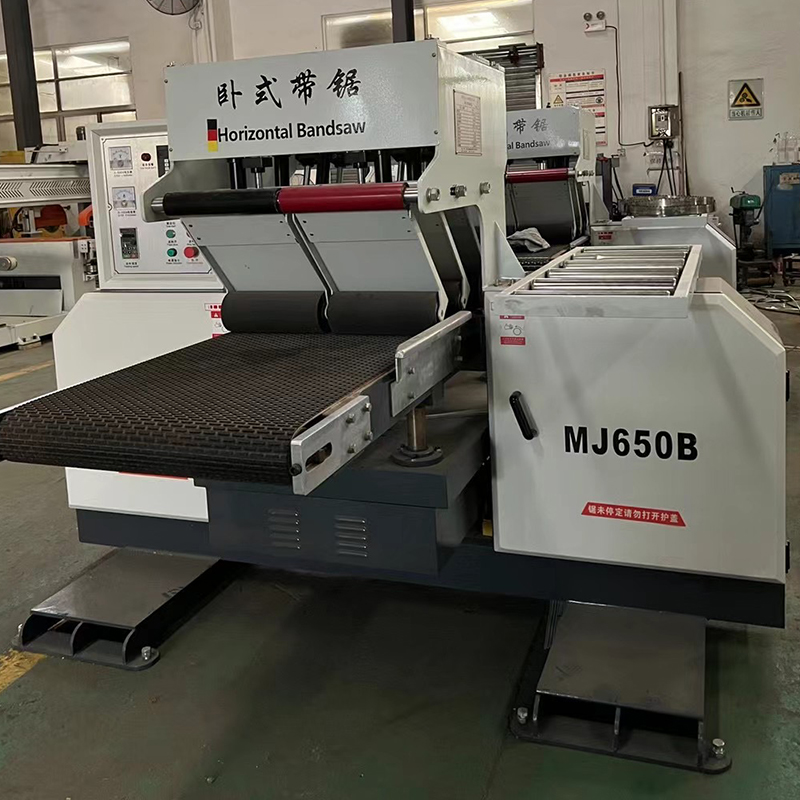 Станок ленточнопильный горизонтальный промышленный по дереву