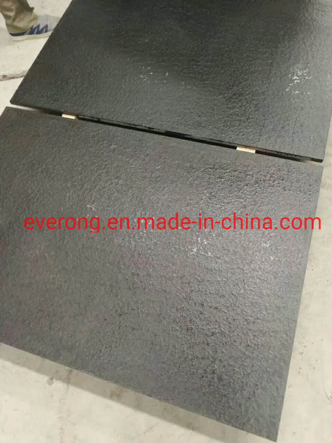 Cheap Hainan Black/Grey Basalt/China Basalt/Basalt Tile Bluestone Paving Stone Basalt for Flooring &Swimming Pool Tile