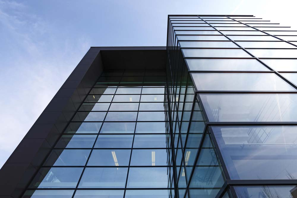 Transparent and Beautiful Curtain Wall