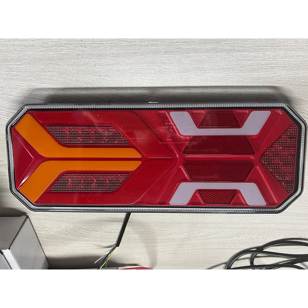 Светодиодные габаритные фонари для грузовиков 35см