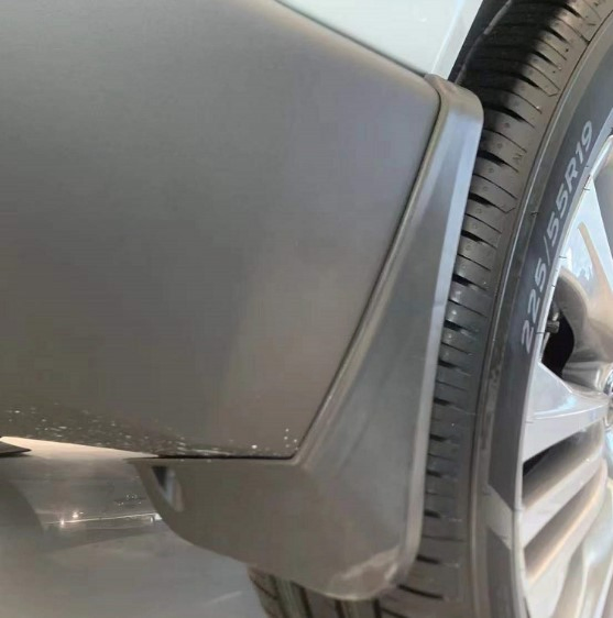 Защитные накладки на пороги для BYD Yuan Plus