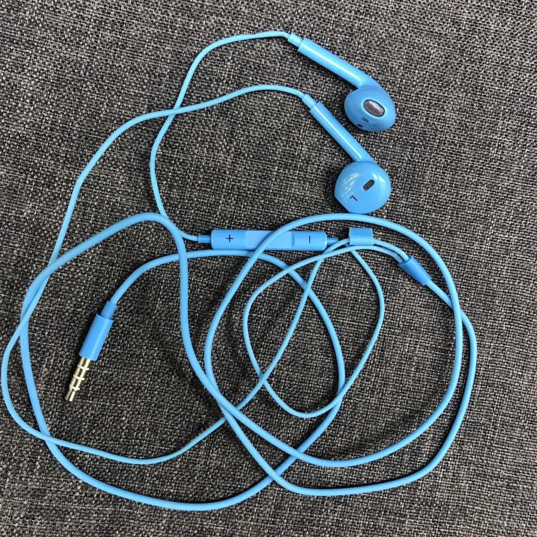 Проводные наушники с микрофоном EP-03