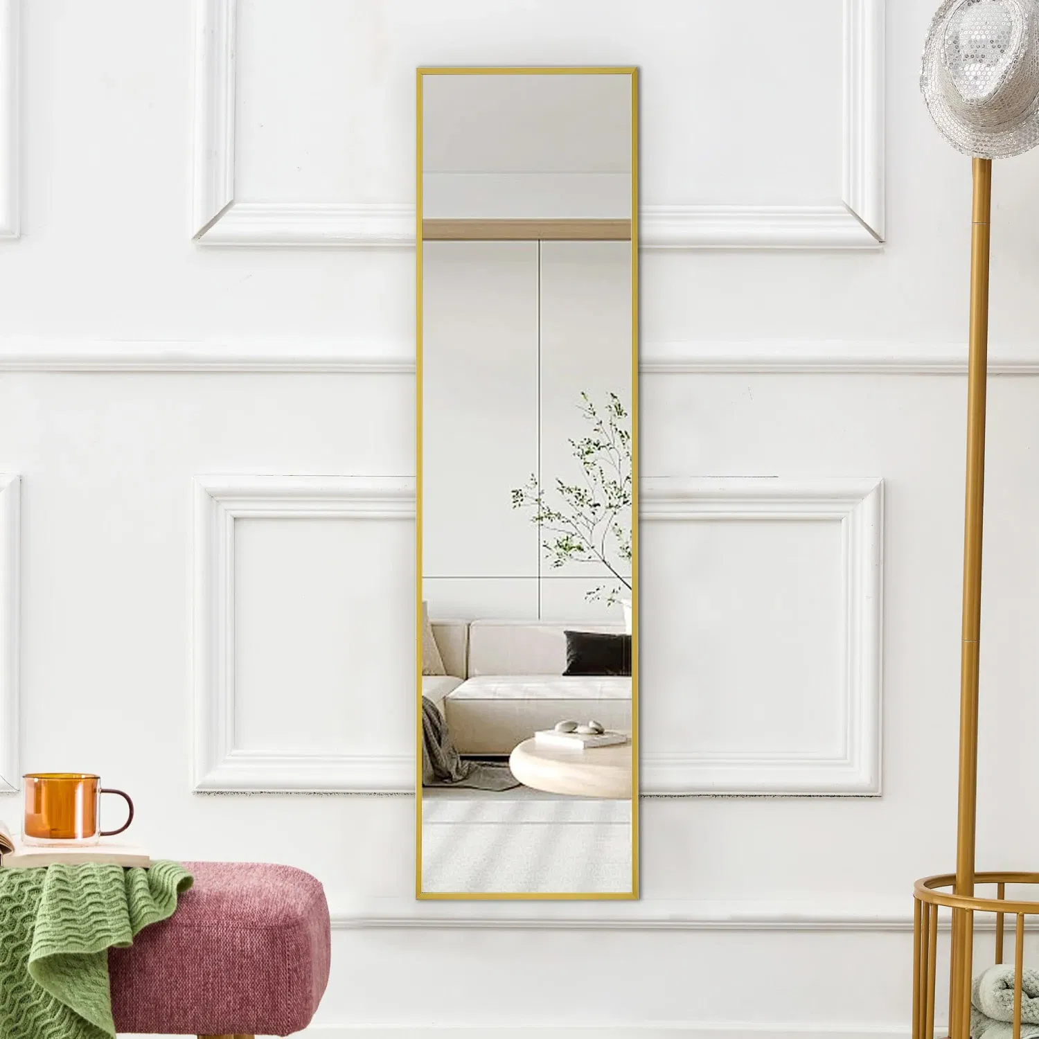The Wall-Mounted Full-Length Mirror with an Aluminum Alloy Metal Frame Can Be Used as a Bathroom Makeup Mirror and Placed at The Entrance of The Bedroom.