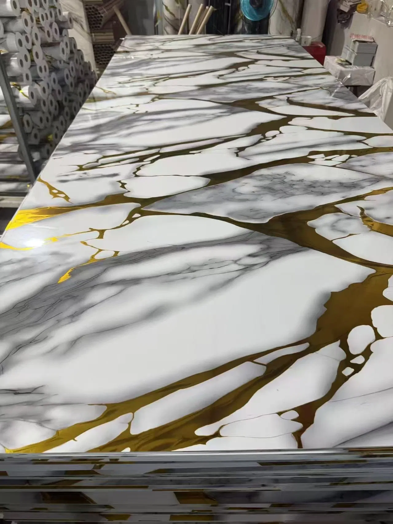 Самоклеящиеся обои ПВХ под мрамор для стен