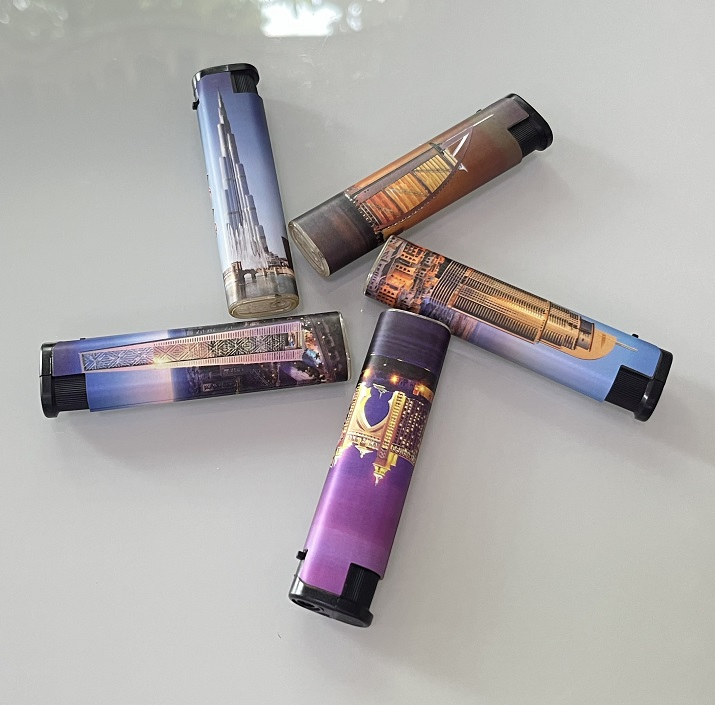 2024 New Fashionable Customizable Stable Flame Windproof Classic Lighter Promotional Price ISO9994 Dy-F028