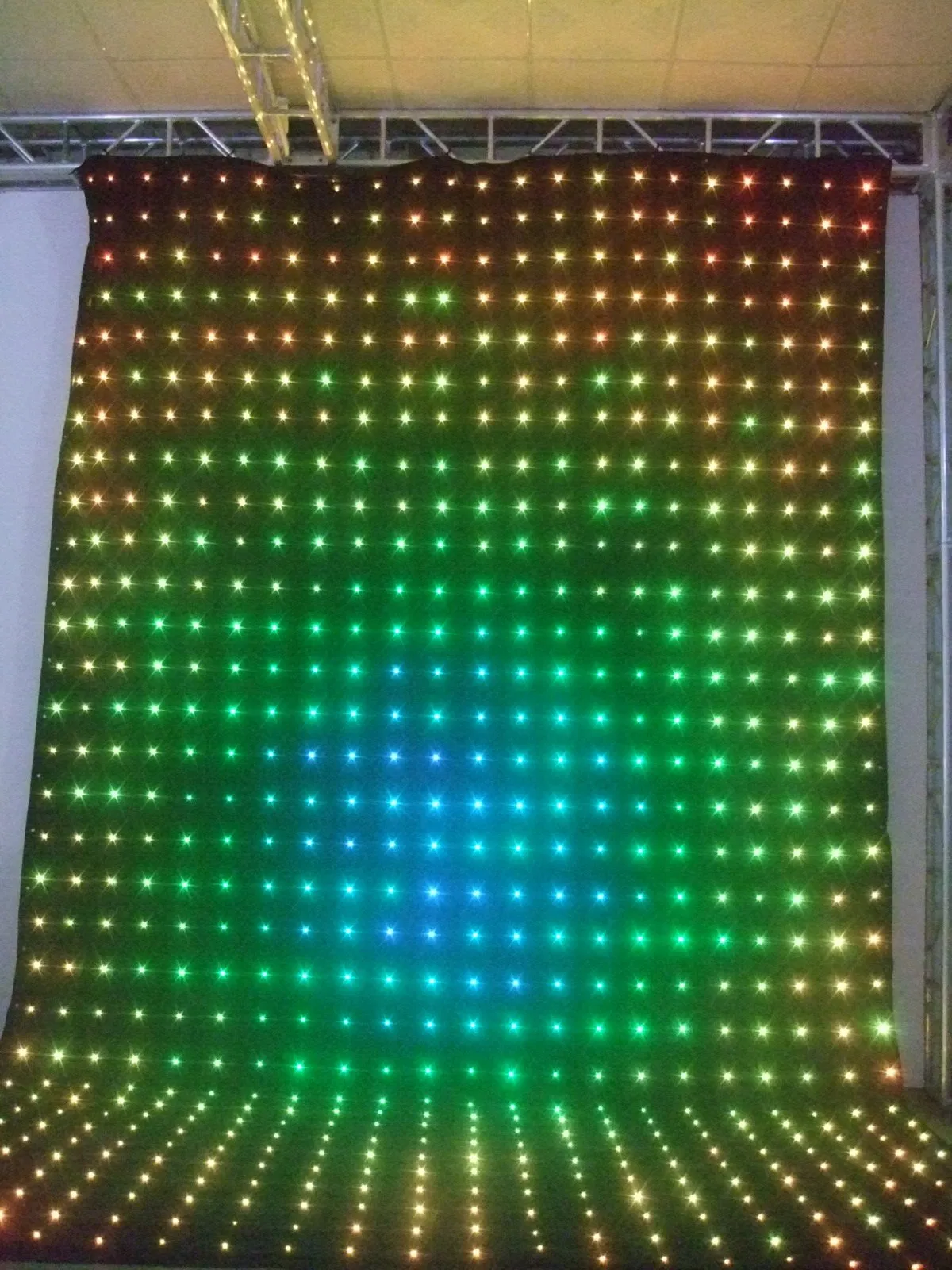 P90 P100 P180 P200 LED Video Curtain for Events