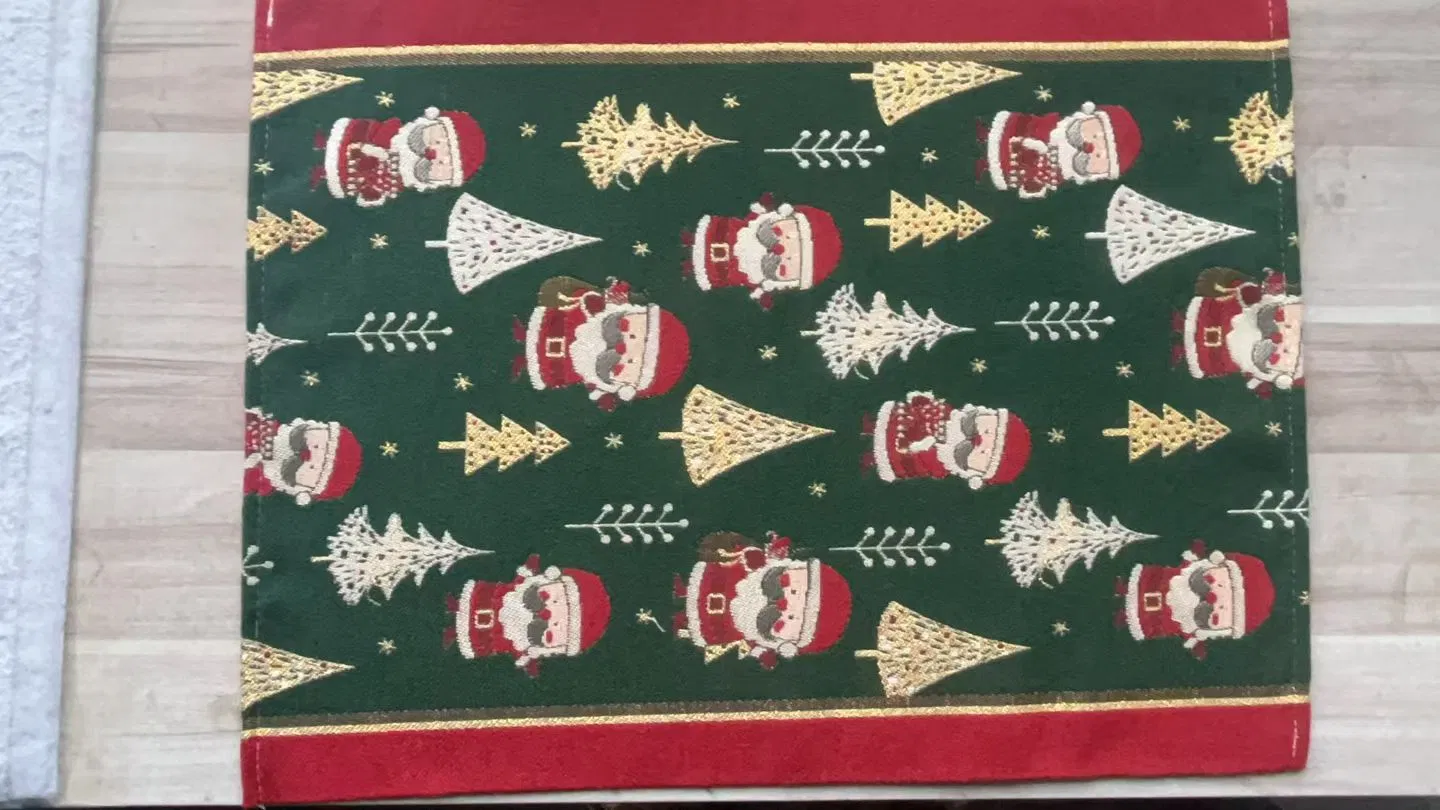 Christmas Jacquard Polyester Cotton Dining Table Runner with Tassels MOQ 10PCS