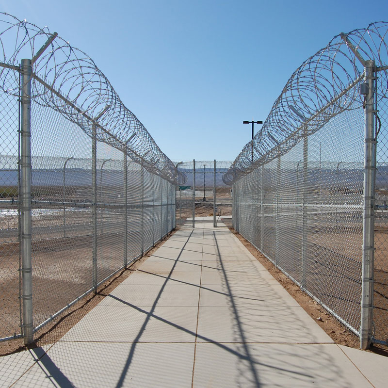 Galvanized Steel Wire Chain Link Fence with Concertina Coil Razor Barbed Wire.