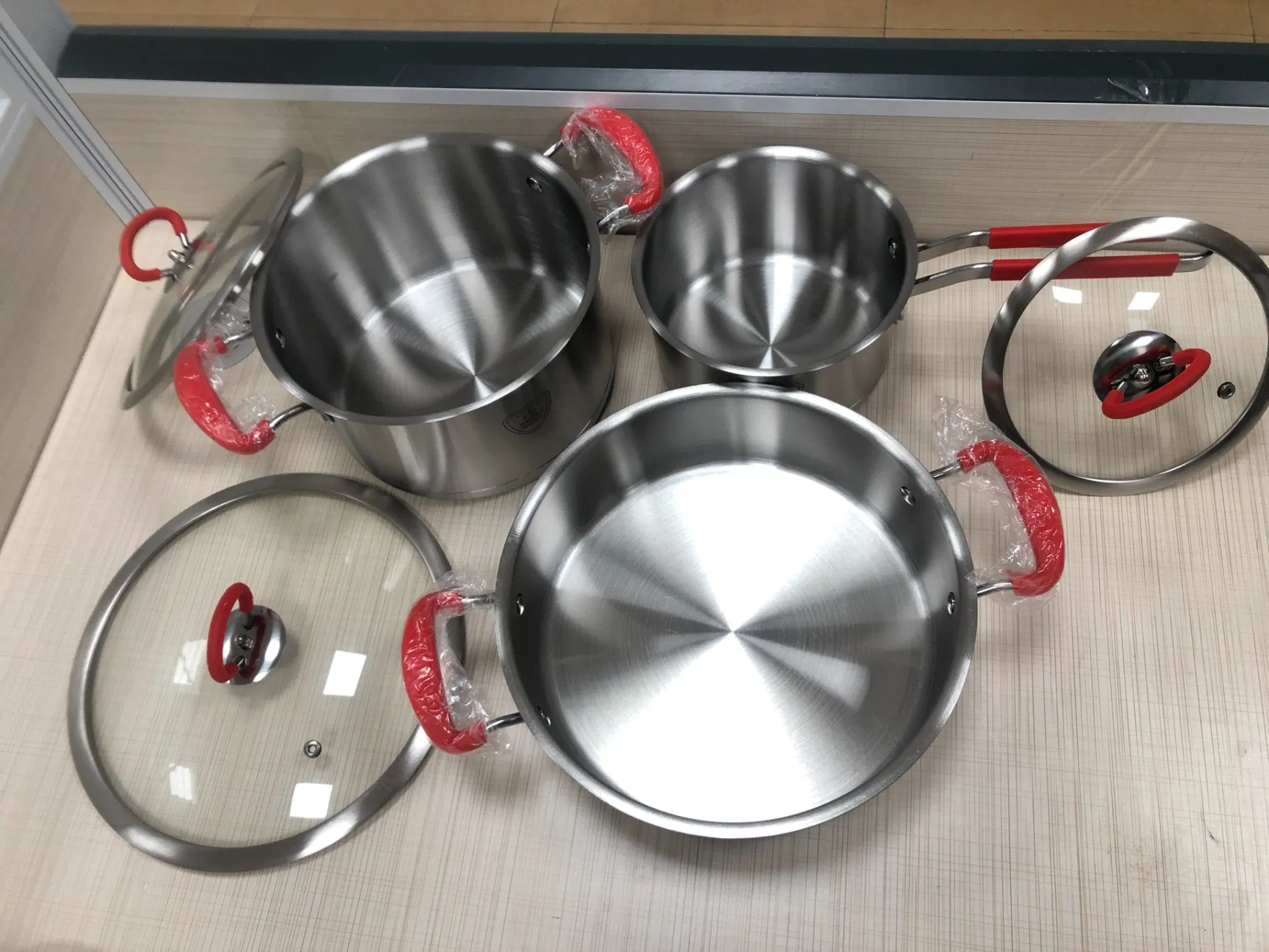 Kitchenware 3 PCS Cast Iron Golden Non Stick Pan Multifuntion Cookware Set